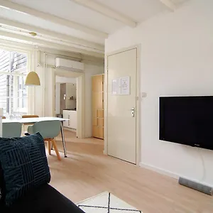 https://loft-leidsegracht.amsterdamhotelsnl.com