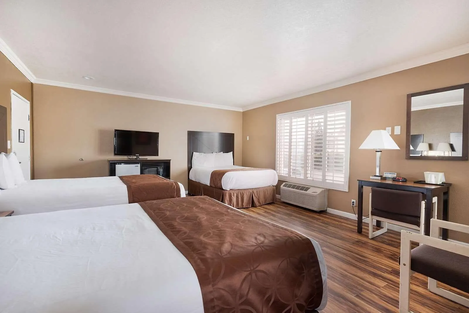 Americas Best Value Inn & Suites Anaheim Hotel