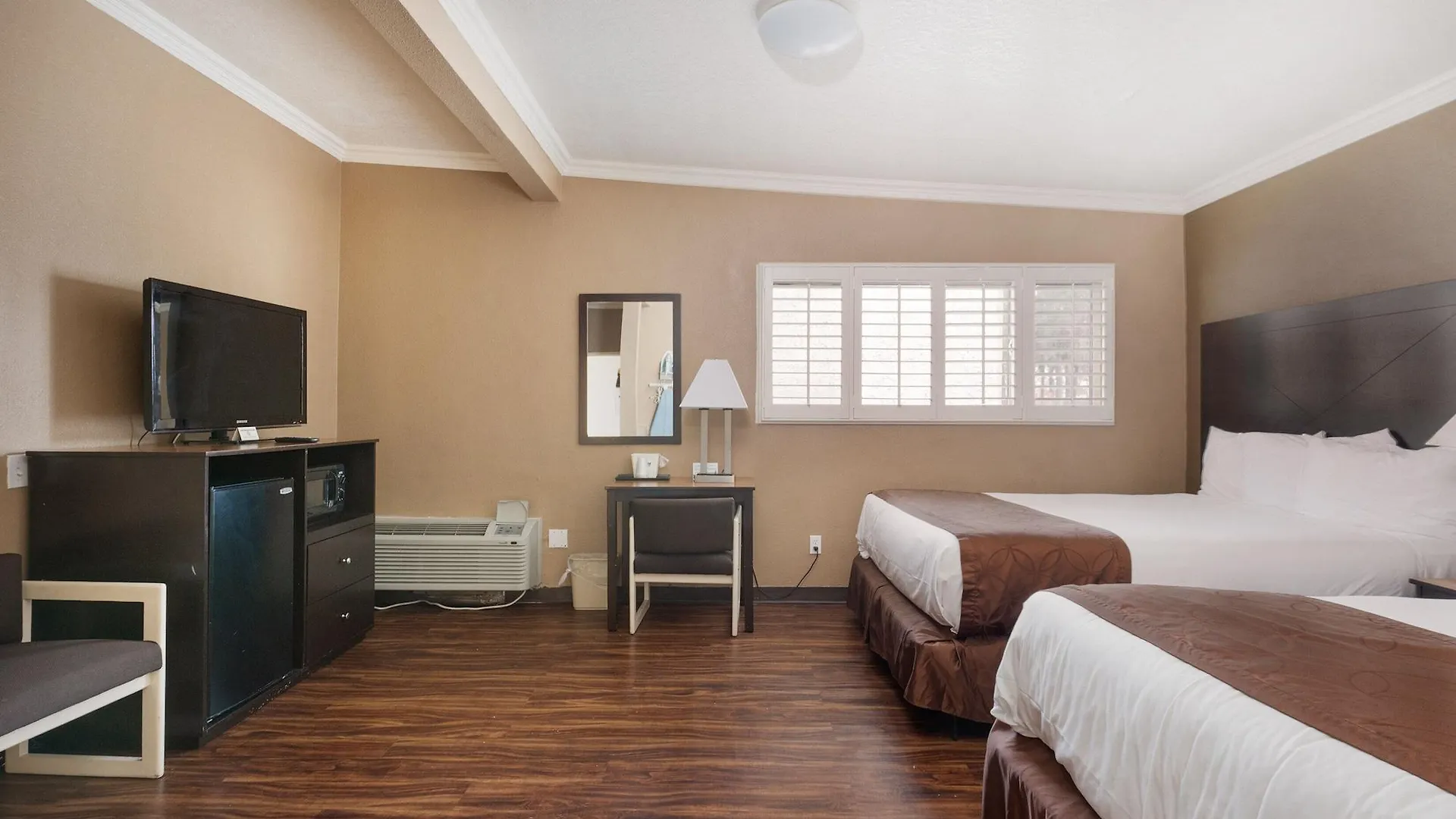 Americas Best Value Inn & Suites Anaheim 2*,  United States