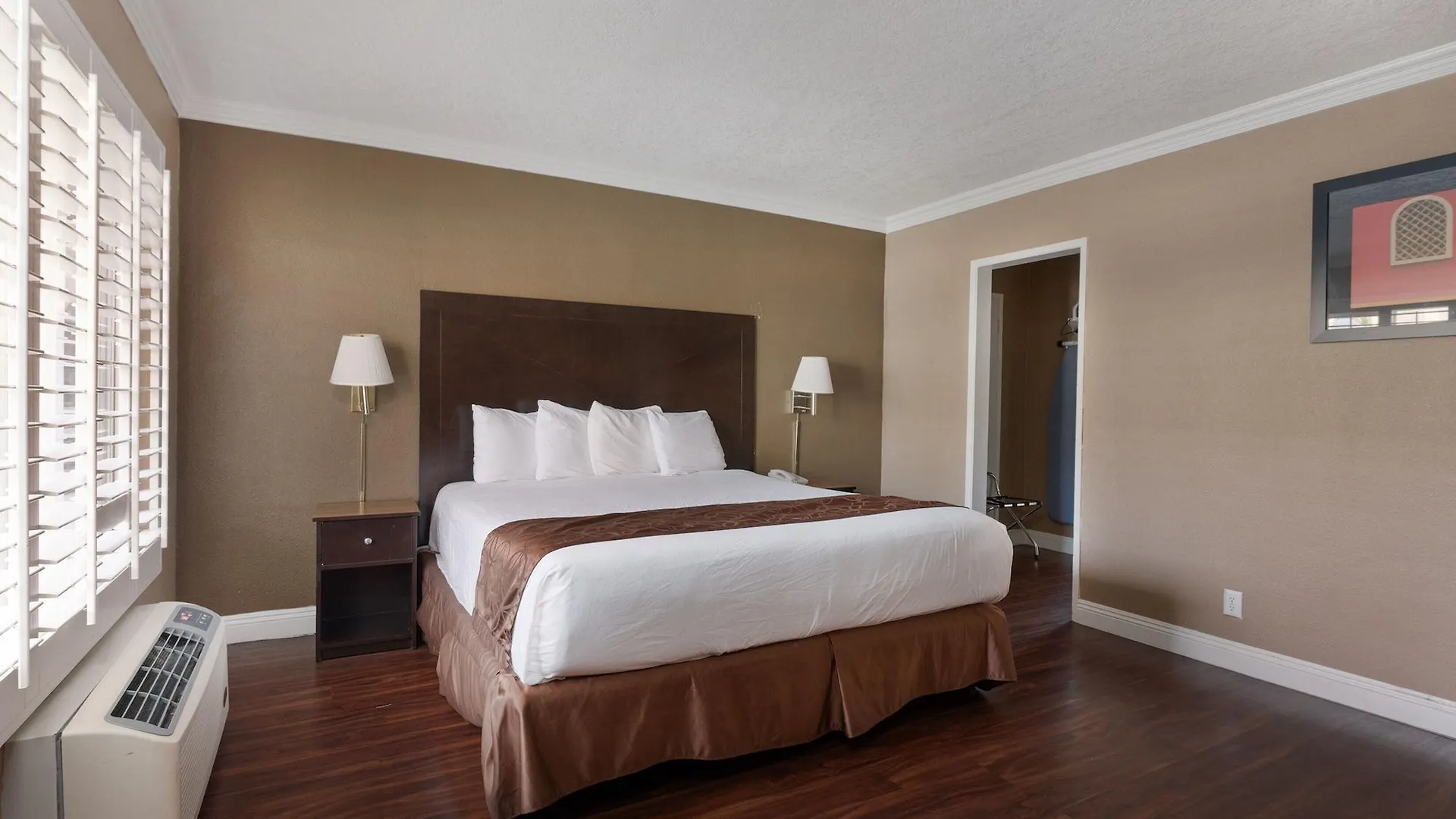 Americas Best Value Inn & Suites Anaheim