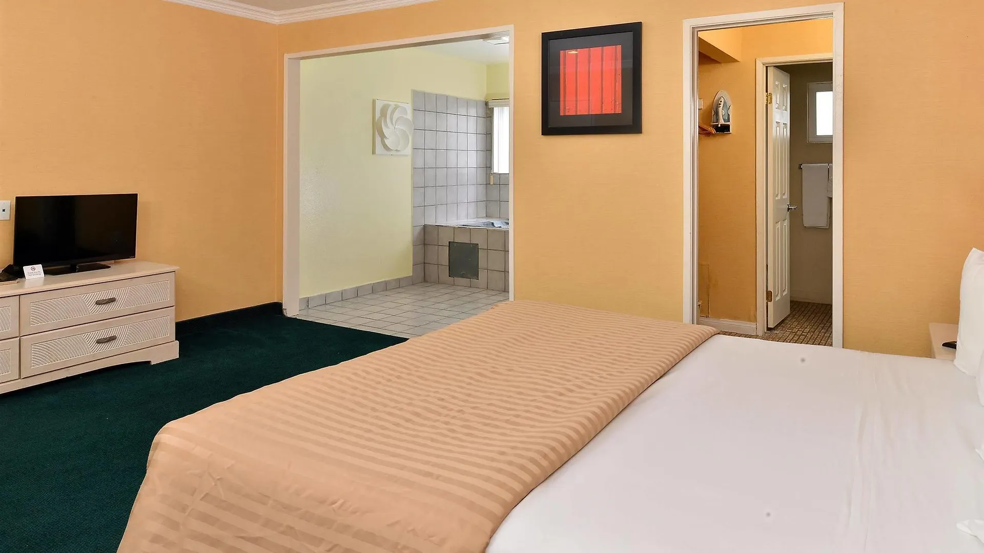 Americas Best Value Inn & Suites Anaheim 2*,  United States